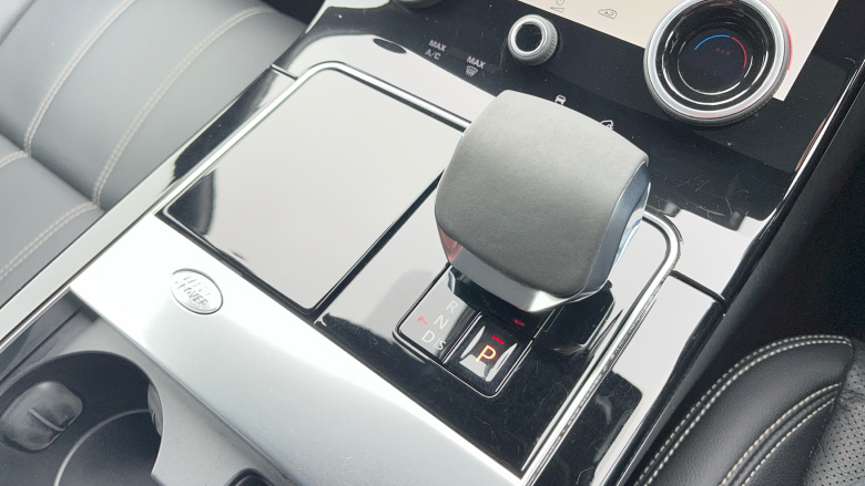 Land Rover Range Rover Velar 2.0 D200 MHEV Dynamic SE 5dr Auto Diesel Estate